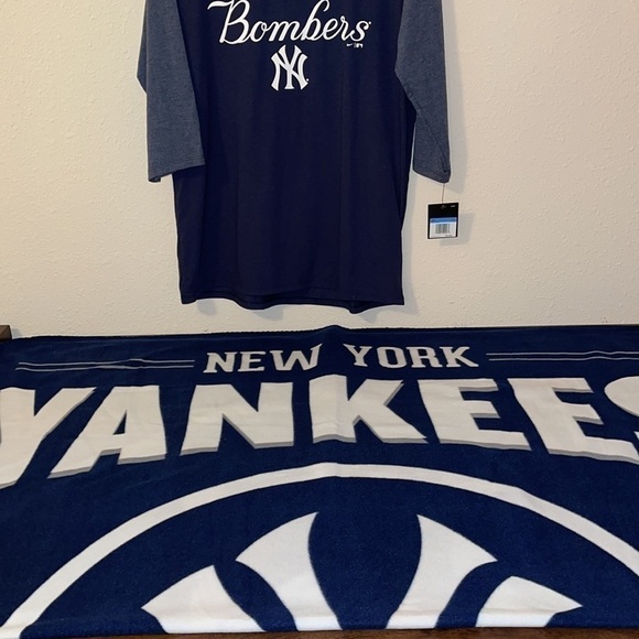 COPY - - NWT New York Yankees Blanket / Top has solid separate - Picture 7 of 17